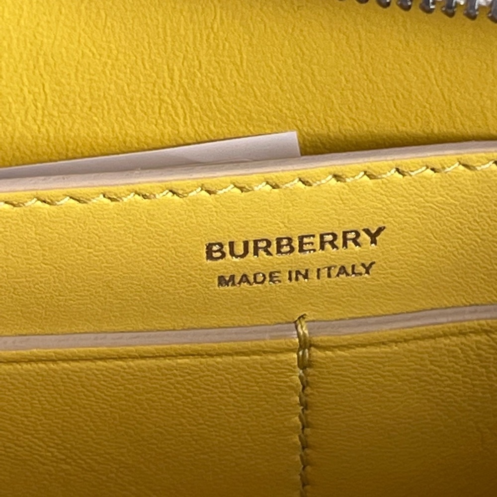 🔴SOLD🔴 BURBERRY Medium TB Monogram Leather Shoulder Bag- Warm Vanilla - Picture 14 of 15